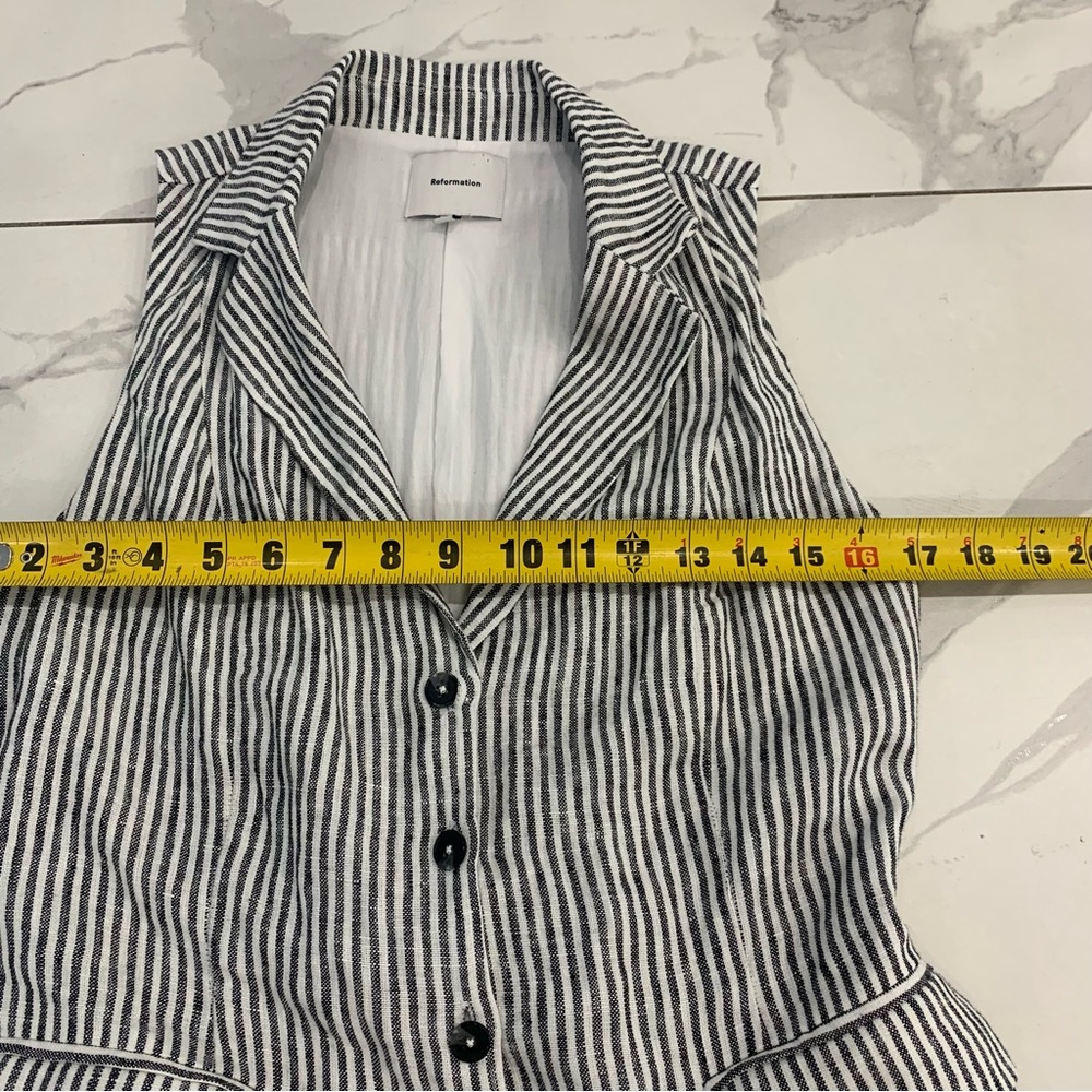 Reformation Romper  6 Linen In Vineyard Stripped Button Front  Adjustable waist - Picture 4 of 15